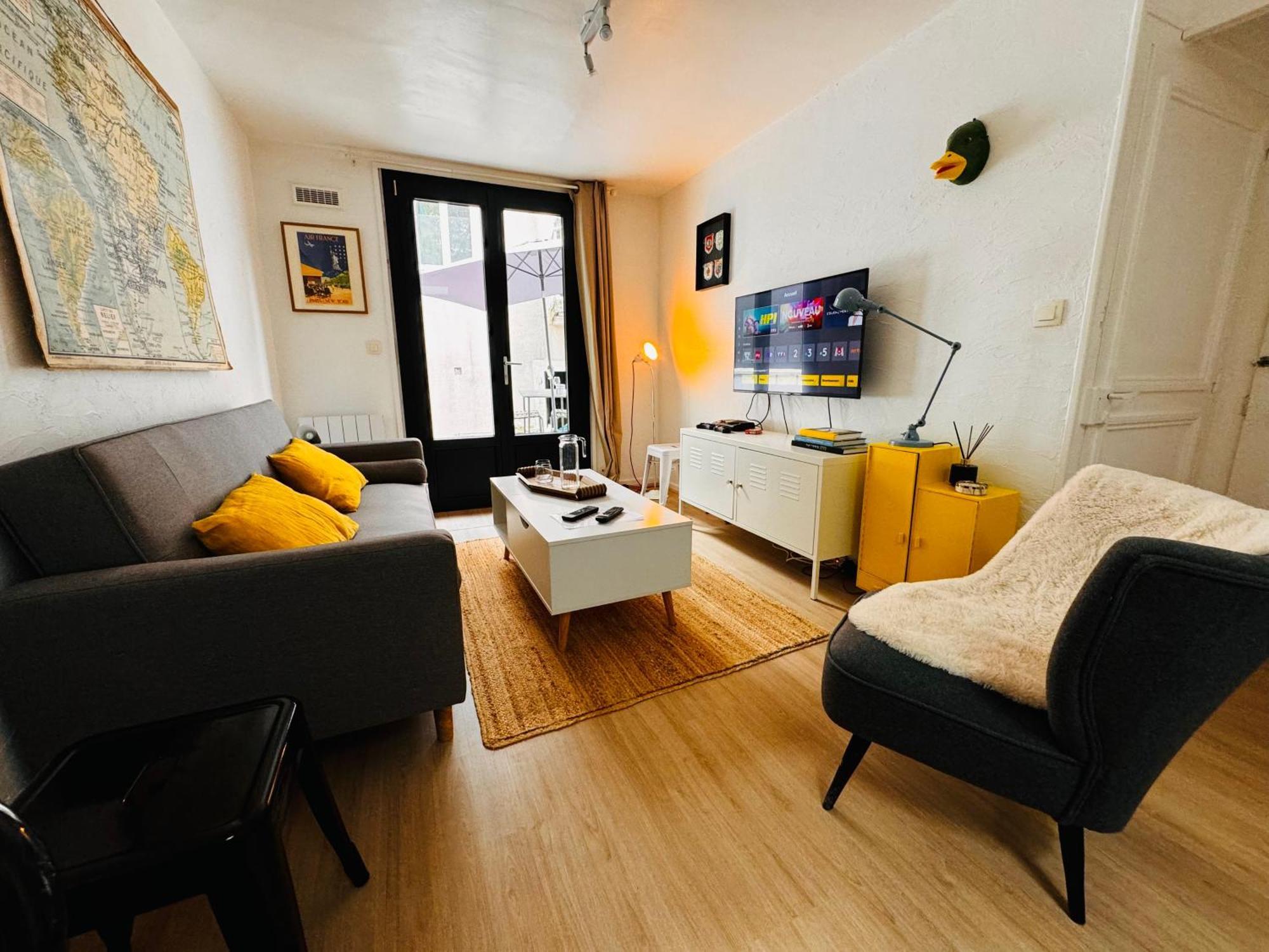 Le Petit Re, Hypercentre, Garage Prive, Terrasse Apartment Niort Exterior photo