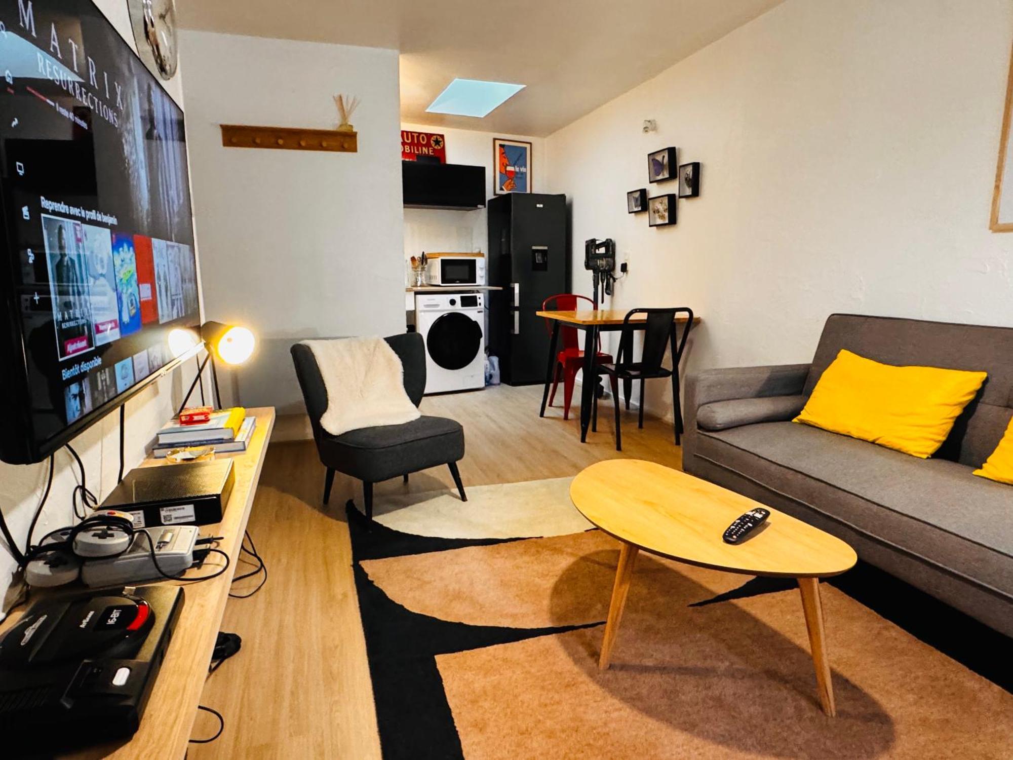 Le Petit Re, Hypercentre, Garage Prive, Terrasse Apartment Niort Exterior photo